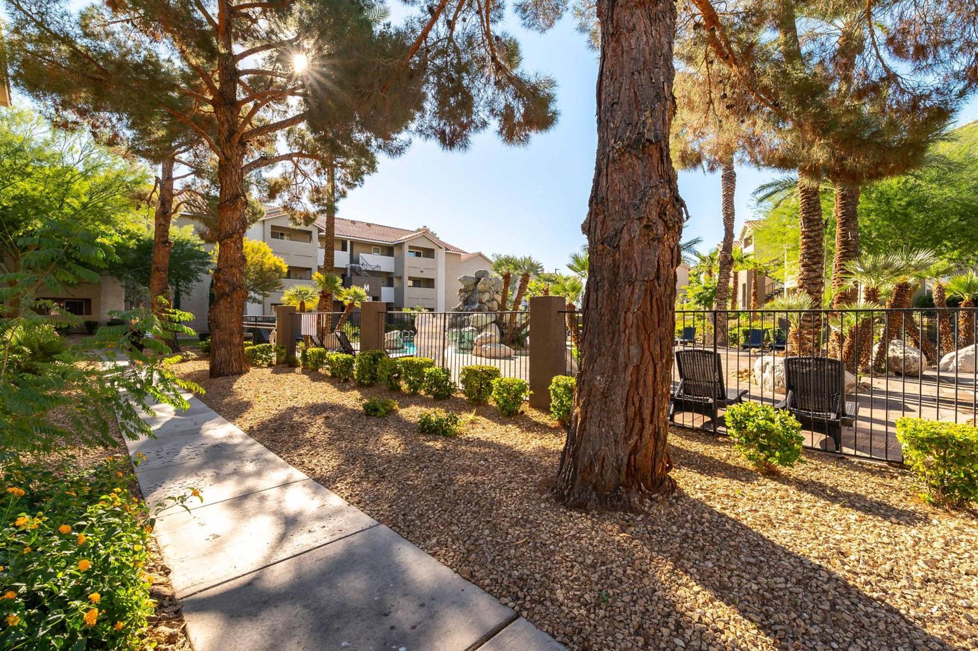 Stylish, Cozy 2Br,2Ba Condo Near Rio, Vegas Luxury Las Vegas Exterior foto